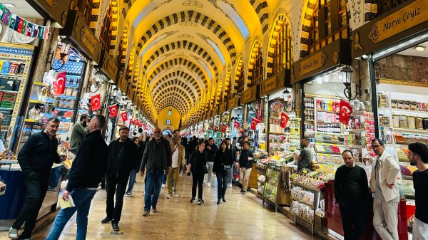 土耳其外长：考虑参与霍尔木兹海峡排雷行动