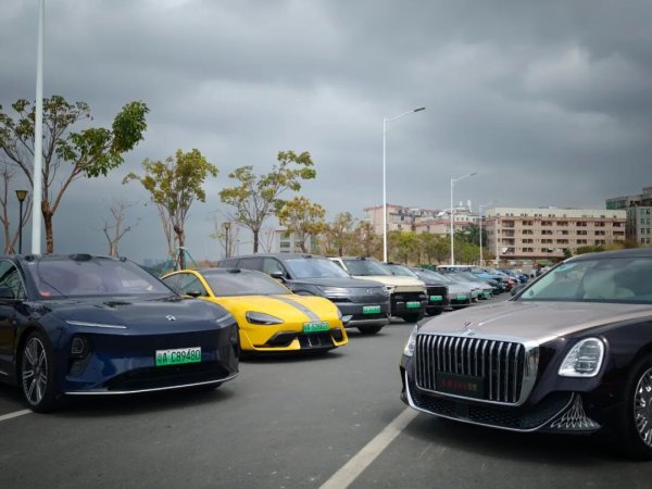 ＂一口气＂介绍，我们去年买的这17辆车