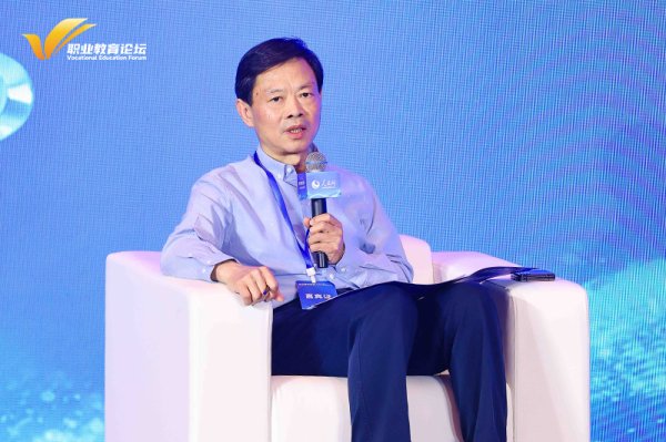 吴宏飞：以数字化思维推动海洋职业教育创新变革