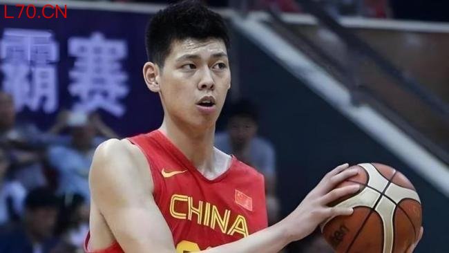 17岁赚了一百万美元，25岁被CBA裁员 职业篮球的残酷真相